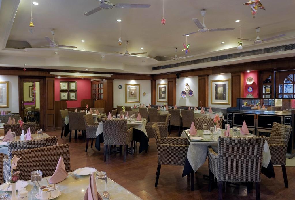 โรงแรม เมย์แฟร์ รัวร์เคลา Rourkela ภายนอก รูปภาพ